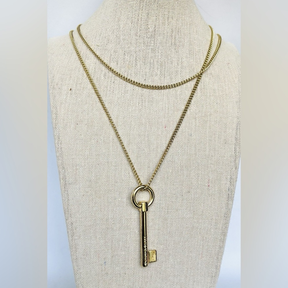 Victoria's Secret Limited Edition Gold-tone Key Necklace ✨